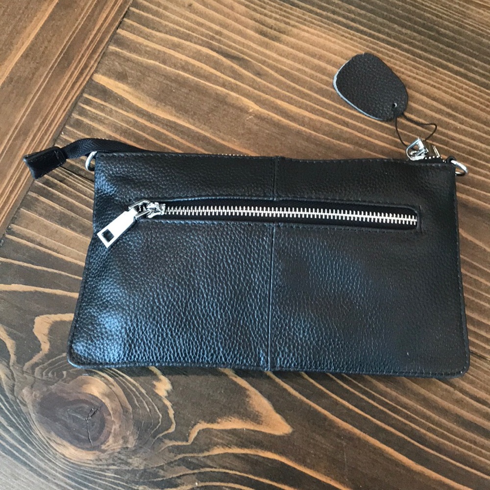 Small black fraud leather clutch/purse